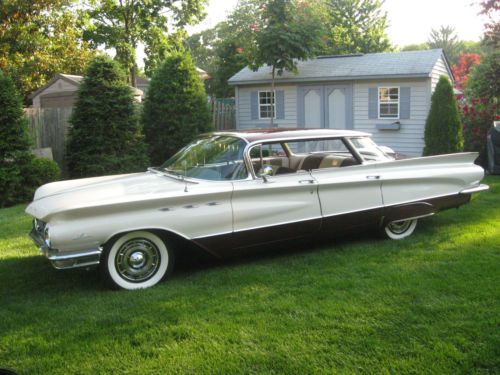 1960 buick lesabre 4 door flat top very rare no reserve