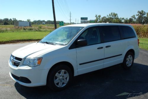 2011 c/v used 3.6l v6  automatic fwd minivan/van cargo white clean bulkhead nice