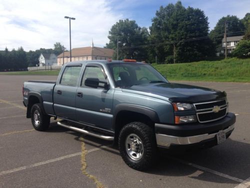 1 owner - crew cab - 4x4 - lbz 6.6l duramax turbo diesel - allison - no reserve