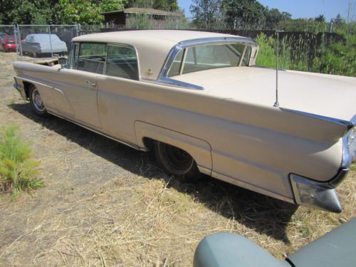 1959 lincoln mark iv  2 door hardtop with breezway rear window