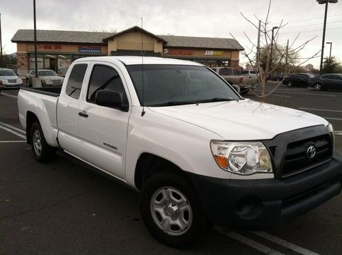 2006 toyota tacoma base extended cab pickup 4-door 2.7l