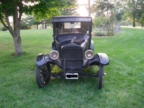 1927 ford model t coupe