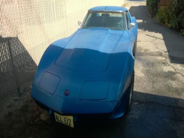 Chevrolet corvette 2 door