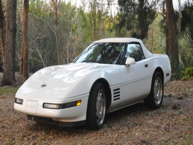 Chevrolet corvette convertible