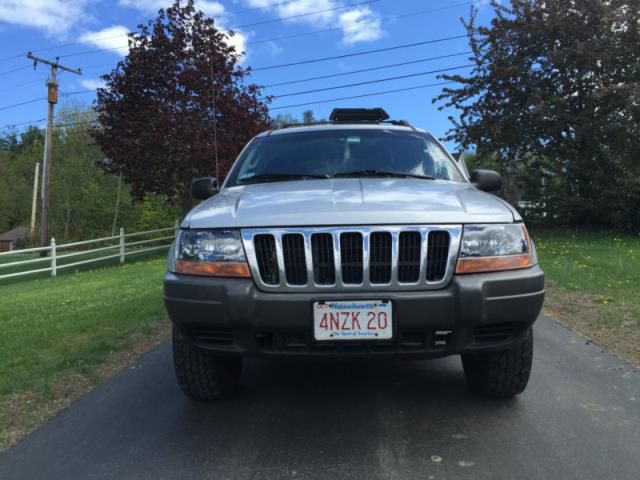 Jeep grand cherokee laredo sport utility 4-door