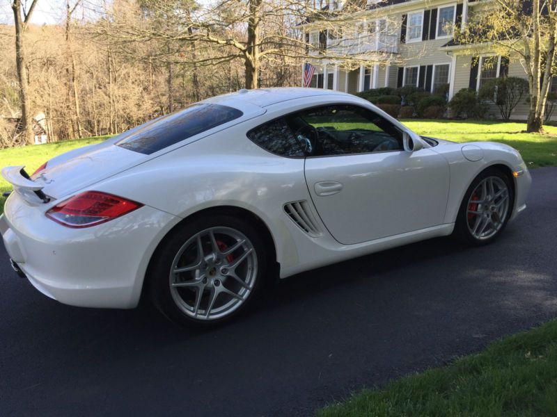 2011 porsche cayman