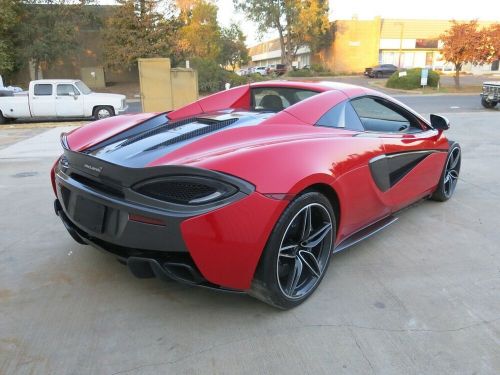 McLaren S 3.8 L V8/560hp Twin-Turbocharged.