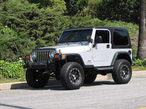 2004 jeep wrangler sport    4" lift