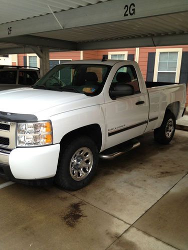 2009 chevrolet silverado 1500 wt standard cab pickup 2-door 4.3l