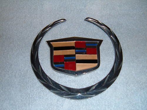 2006-2010 cadillac dts trunk emblem