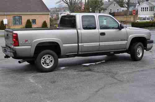 2003 Chevrolet Silverado 2500 HD LS Extended Cab Pickup 4-Door 6.0L, image 9