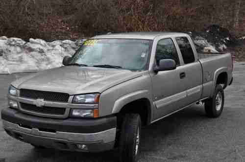 2003 Chevrolet Silverado 2500 HD LS Extended Cab Pickup 4-Door 6.0L, image 15