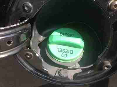 LTZ DIESEL 6.6L 4X4 3/4 TON ALLISON TRANSMISSION LEATHER HEATED SEATS IMMACULATE, image 17