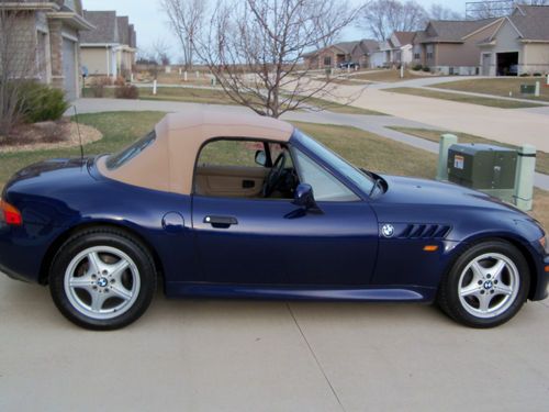 1998 bmw z3 roadster convertible 2-door 1.9l