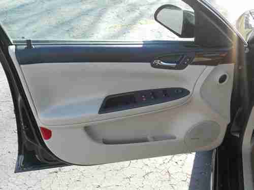 2009 Chevrolet Impala LT Sedan 4-Door 3.5L, image 13