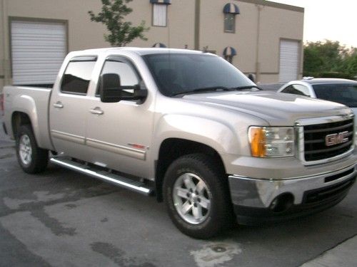 2008 gmc sierra c/k1500 4x4 crew cab slt 6.0 v8 h/d with 25k excellent condition