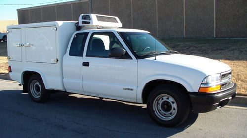 2001 chevy s-10 reefer refrigerator refrigerated truck hot box only 33k miles!!!