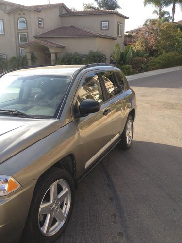 Jeep compass limited 2007 4d 4wd excellent condition clean carfax 93000 miles