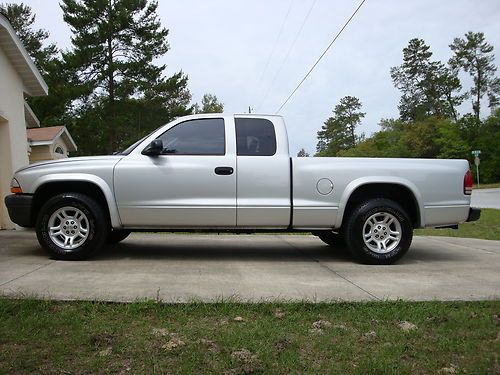 2003 dodge dakota base extended cab pickup 2-door 3.9l