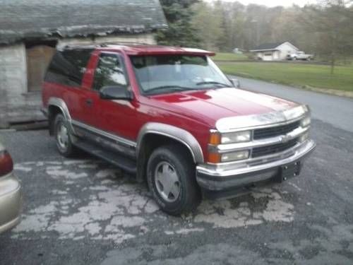 1999 chevrolet tahoe ls sport utility 2-door 5.7l