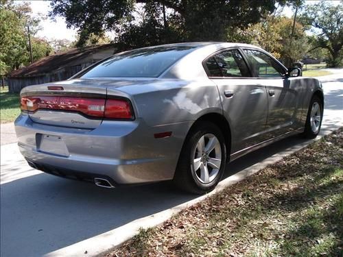 2011 dodge charger se sedan 4-door 3.6l