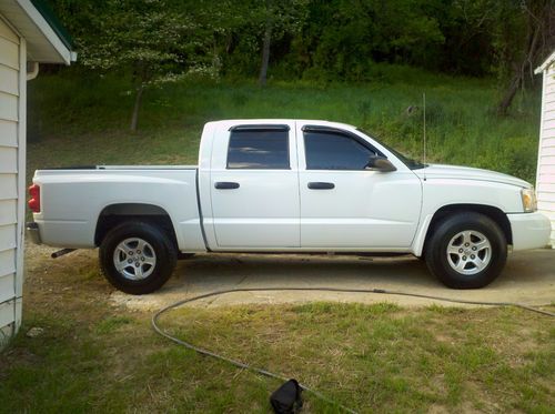 2006 dodge dakota slt crew cab pickup 4-door 4.7l