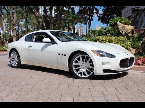 2008 maserati granturismo white 1 owner 20 birdcages blue leather