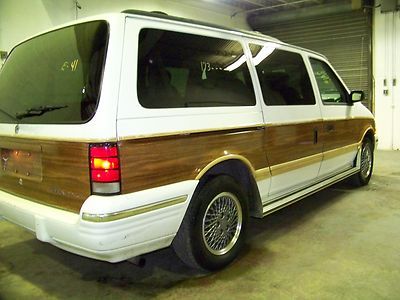 One Owner - Well Kept - NO RESERVE - Good Options - Cold A/C, image 3