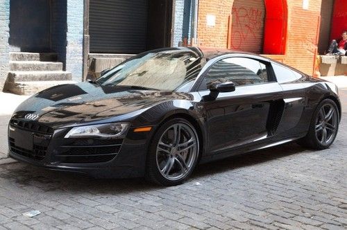 2012 audi r8 5.2l