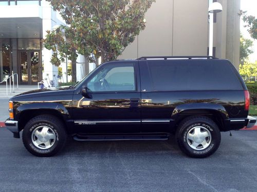 1999 chevrolet tahoe, 2-door, ls, 4wd, excellent condition, all orig.