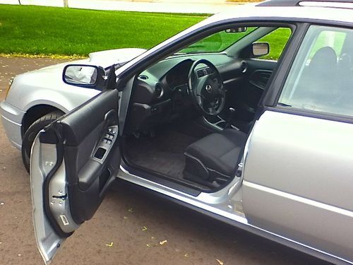 2004 Subaru Impreza WRX Wagon 4-Door 2.0L, image 2
