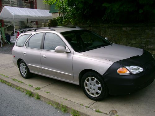 2000 hyundia elatra gls 5 door sedan