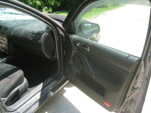 2000 Volkswagen Jetta TDI Diesel. 5 speed. Repair, Parts, As Is, image 9