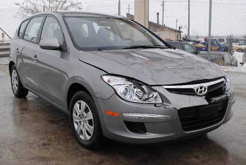 2012 hyundai elantra touring salvage repairable rebuilder only 5k miles runs!!!