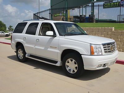 Have look at this nice texas own 2002 cadilac escalade 4x4 only 80k clean carfax
