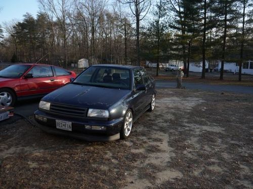1996 volkswagen jetta glx sedan 4-door 2.8l