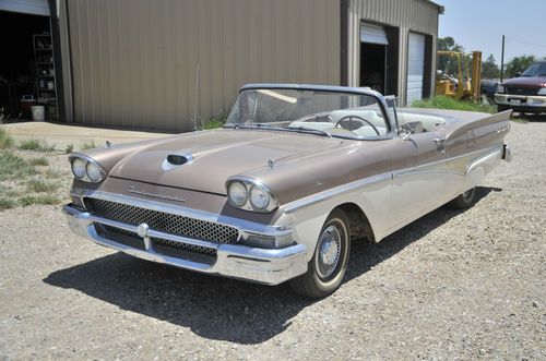 1958 ford fairlane 500 hardtop retractable