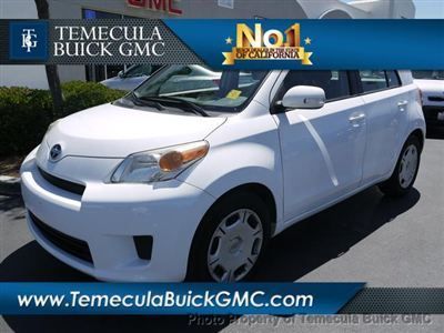 Scion xd white 4spd auto fwd cd mp3 aux great student car 1-owner - we finance