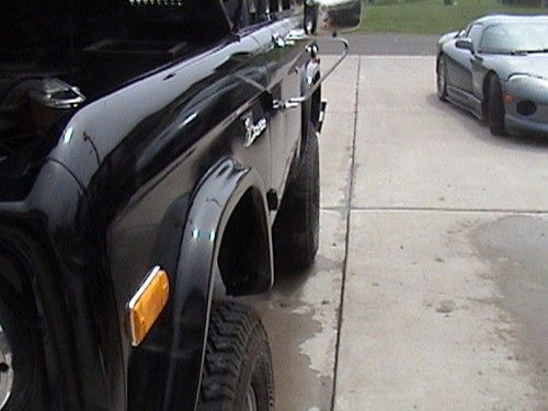 1977 Ford Bronco, image 2