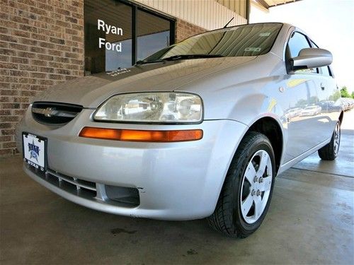 2007 5 door hatchback manual transmission gray cloth accident free low price