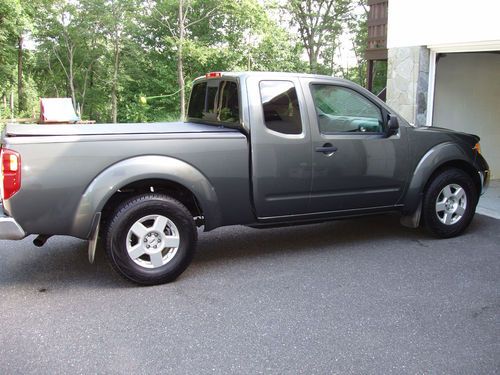 ***2008 nissan frontier se extended cab pickup 4-door 4.0l  ***low reserve***