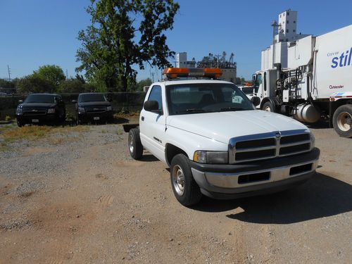 2000 Dodge Ram 1500 WS Standard Cab Pickup 2-Door 5.2L, image 2