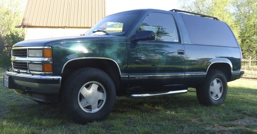 1996 chevy tahoe ls 2-door 5.7l 4x4 no reserve!!