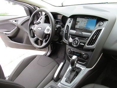 2012 *TITANIUM* EDITION - NAVIGATION - SUNROOF - SONY SOUND - 18