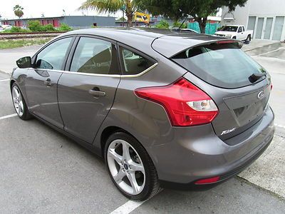 2012 *TITANIUM* EDITION - NAVIGATION - SUNROOF - SONY SOUND - 18
