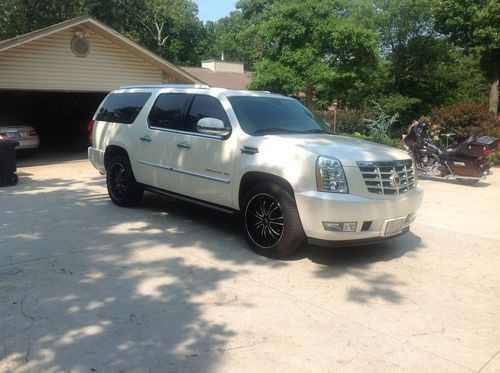 2010 cadillac escalade esv platinum sport utility 4-door 6.2l