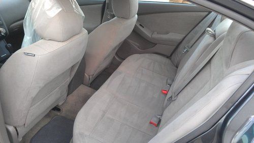 Nissan altima 2010 4-door sedan, 2.5s