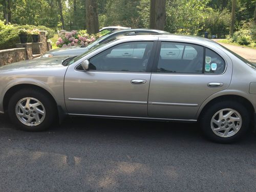 1999 nissan maxima gle sedan 4-door 3.0l