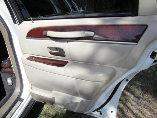 2003 Lincoln Towncar 180