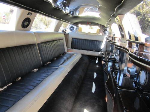 2003 Lincoln Towncar 180